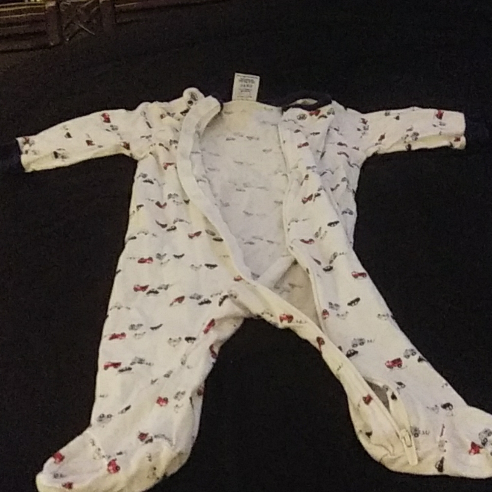 Baby Cloths - Picture 2 of 3